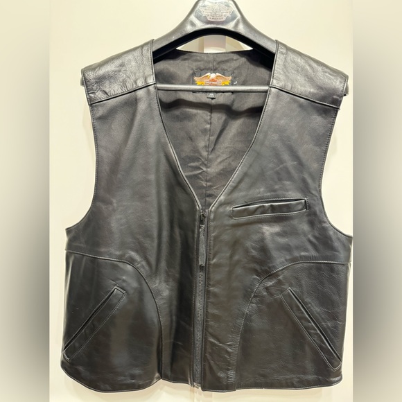 Harley Davidson University Embroidered Vest! NEW NEVER WORN! - Picture 3 of 3